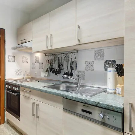 Sonnenblick Apartment *